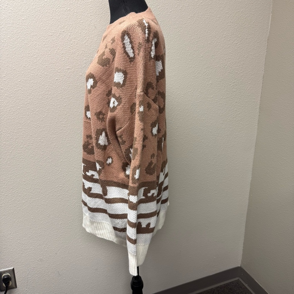 Southern Stitch Leopard Sweater XXL Tan Brown Cream Striped Hem Cozy - Picture 3 of 9